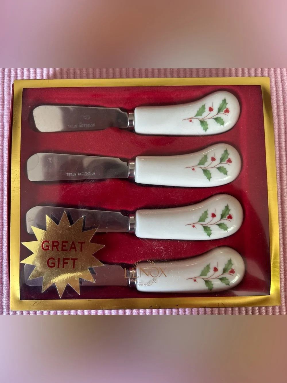 Lenox White Holiday Holly Handle Spreader Butter Knives-Stainless Steel-vintage